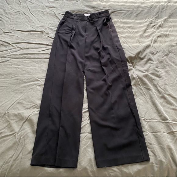 Oak & Fort pleated trouser - Picture 1 of 3